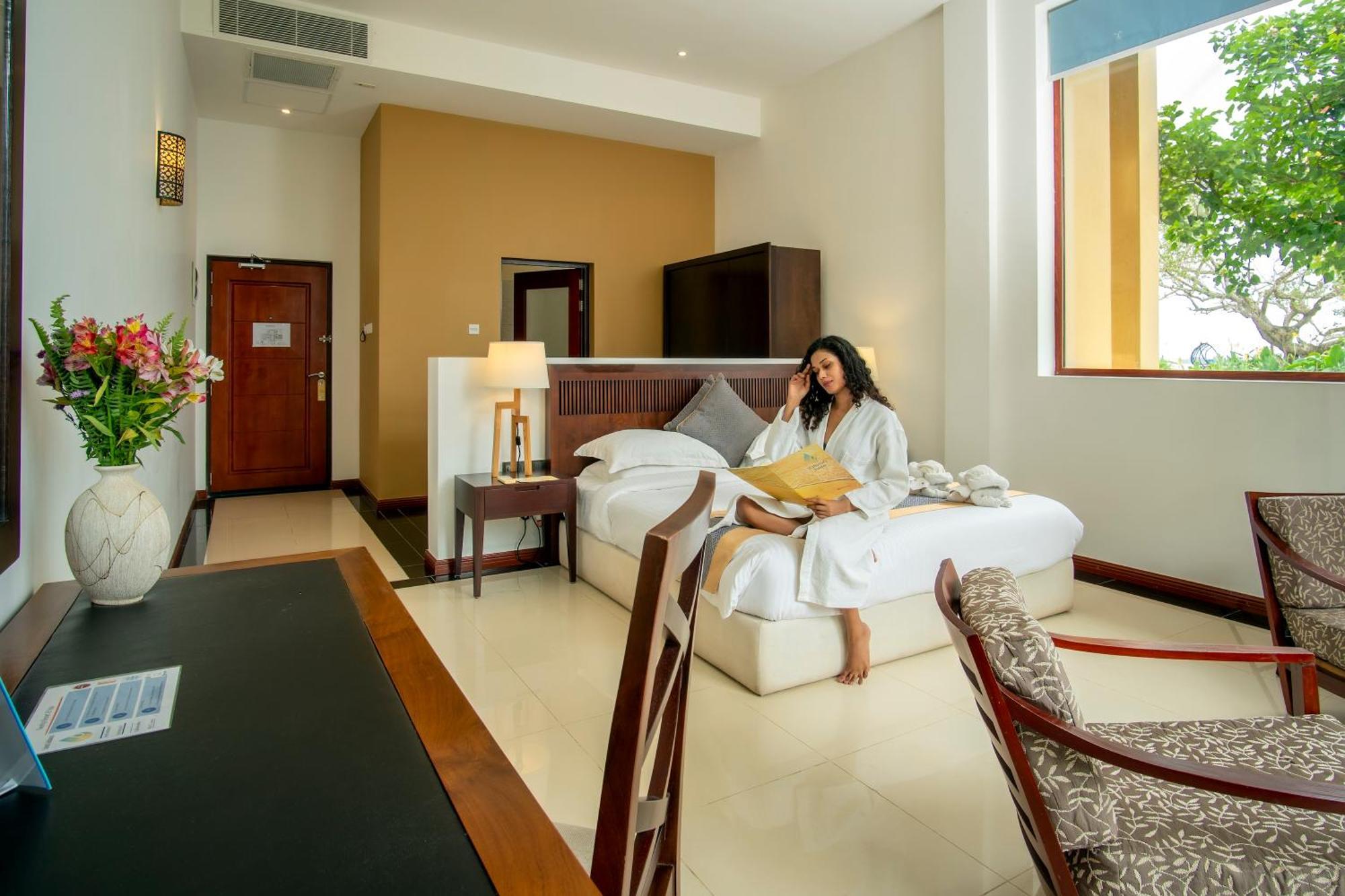 Sooriya Resort & Spa Tangalle Exterior photo